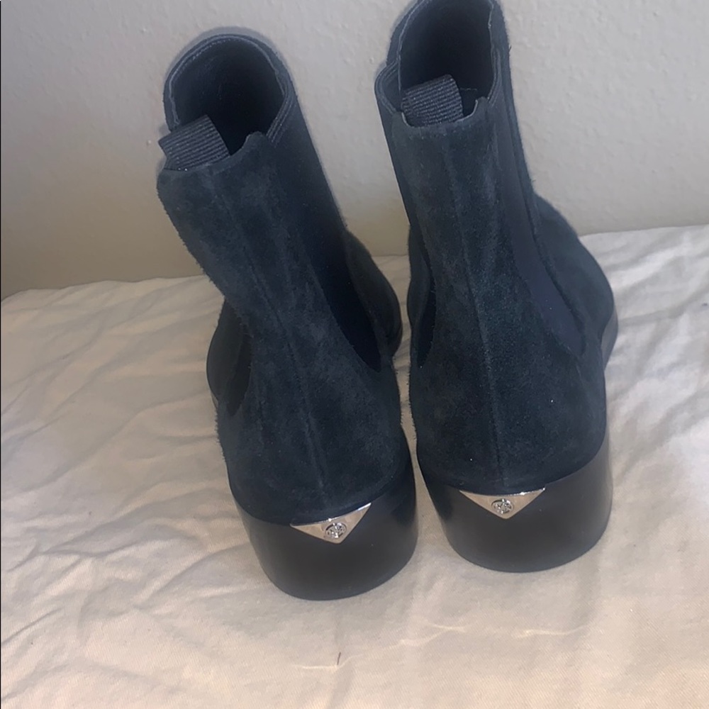 Michael kors Women Boots 👢 - Picture 5 of 10